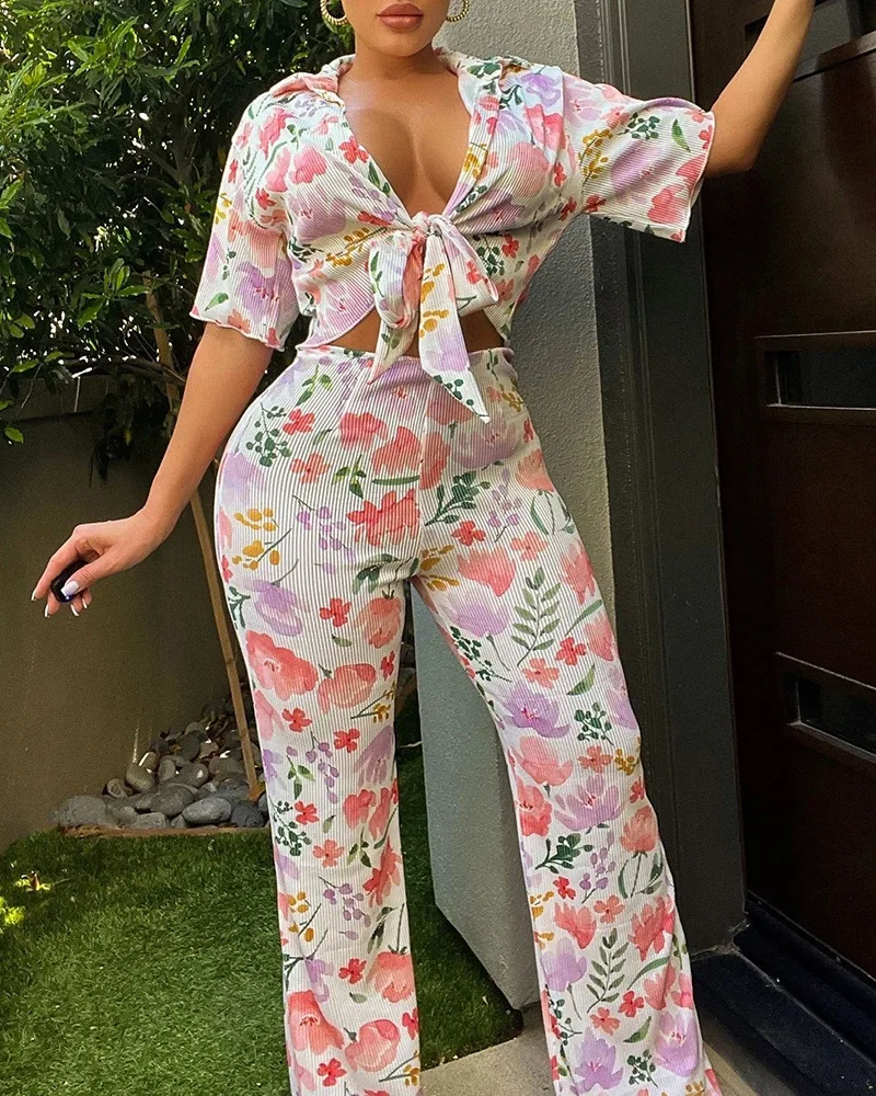 

Women Two-piece Colorful Floral Print Casual V-neck Long Sleeve High Waist Loose Spring Summer Casual Retro Elegant Trousers
