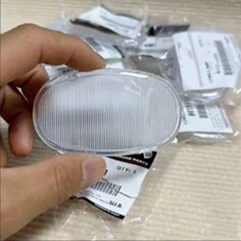 

For Mitsubishi Pajero L200 Triton Door lampshade Ttrim Light Lamp 8411A001 8411A005