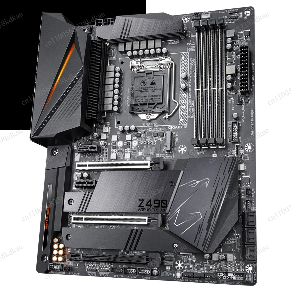 Фото Материнская плата Z490 LGA 1200 для настольных ПК, AORUS PRO AX, 4×DDR4, USB 3.2 Gen2, RGB Fusion 2.0 №3
