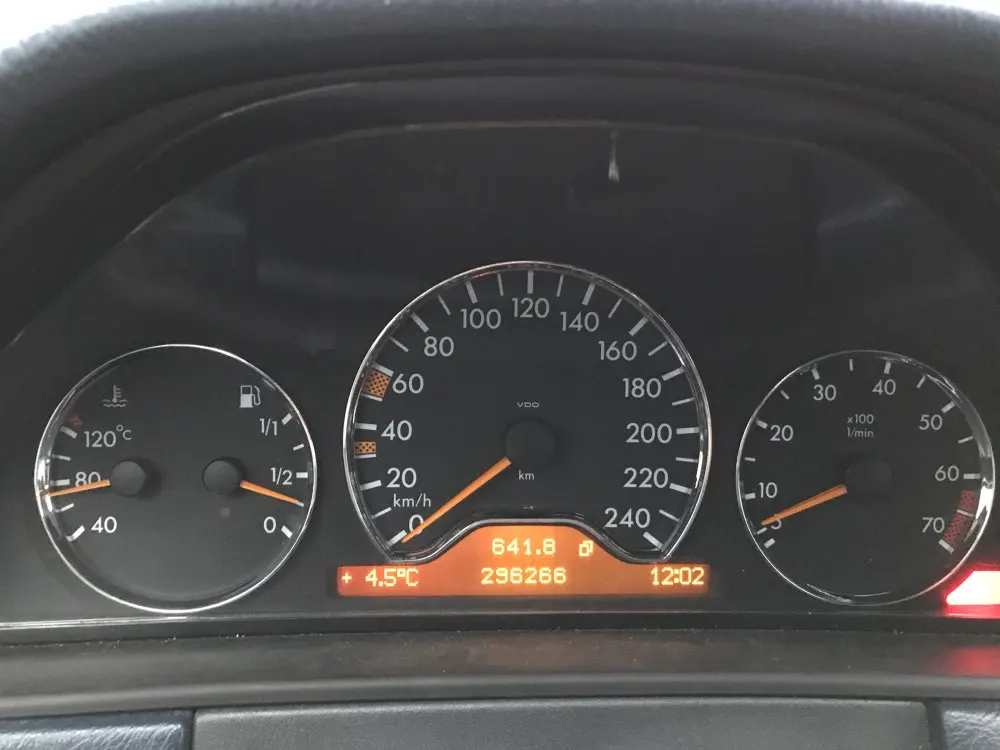 2 комплекта хромированных стайлинговых колец для приборной панели Mercedes Benz W210 95-99W202 95–99 (art.: 3920d2f3f6cbb) - 3920d2f3f6cbb