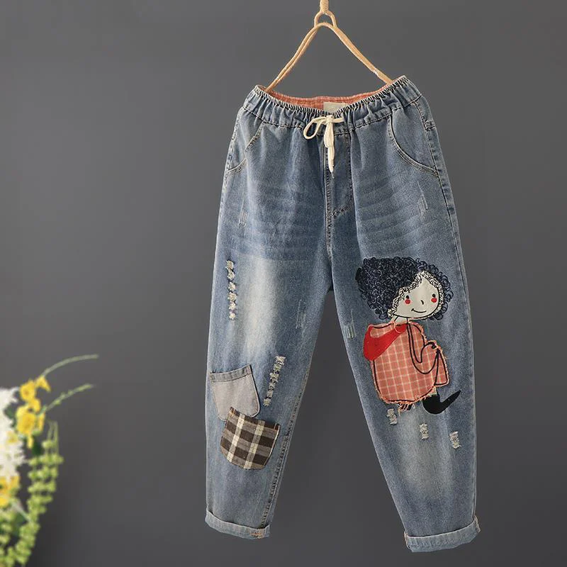 

Весенние Новые корейские модные дизайнерские свободные женские джинсы с вышивкой из мультфильма, повседневные хлопковые шаровары с эластичным поясом V987