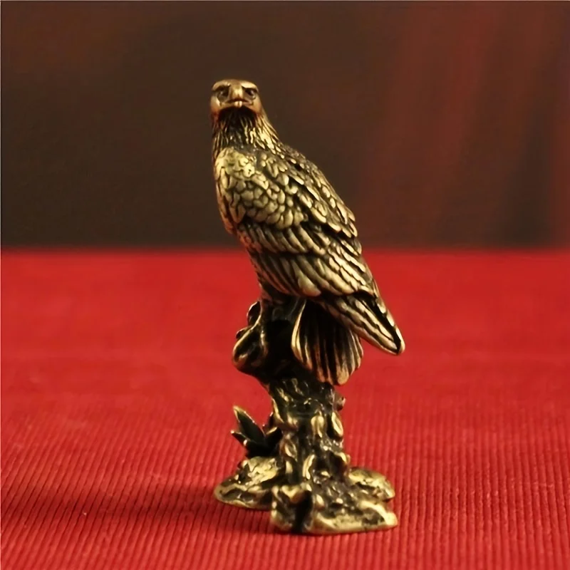 

Медная статуя орла