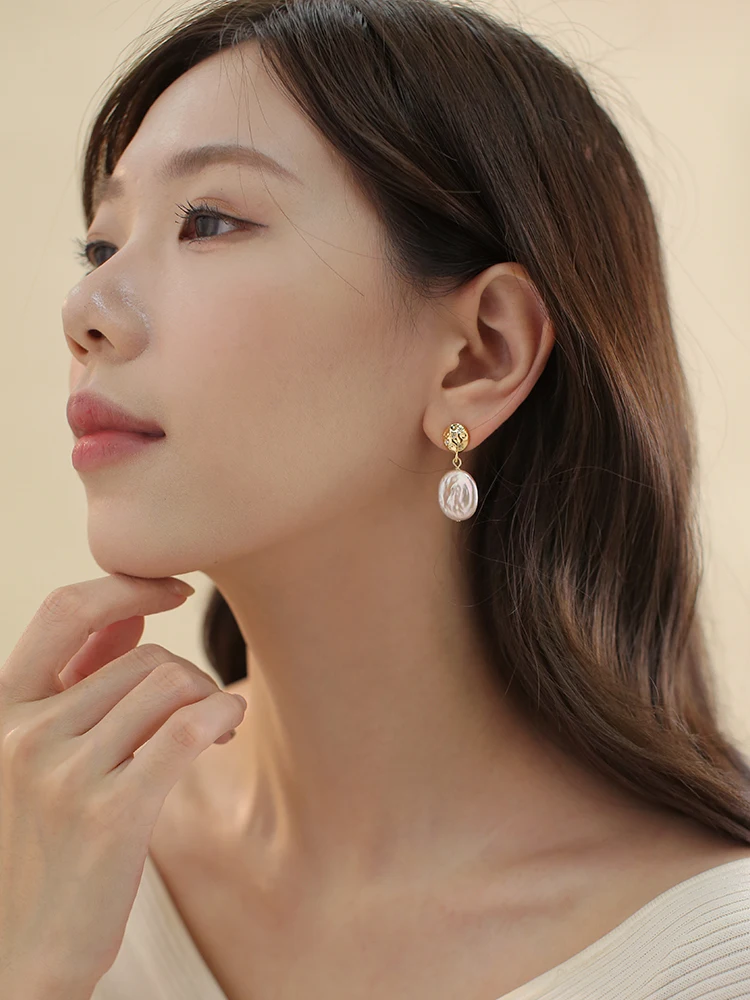 Серьги с натуральным жемчугом в стиле барокко женские легкие роскошные серьги