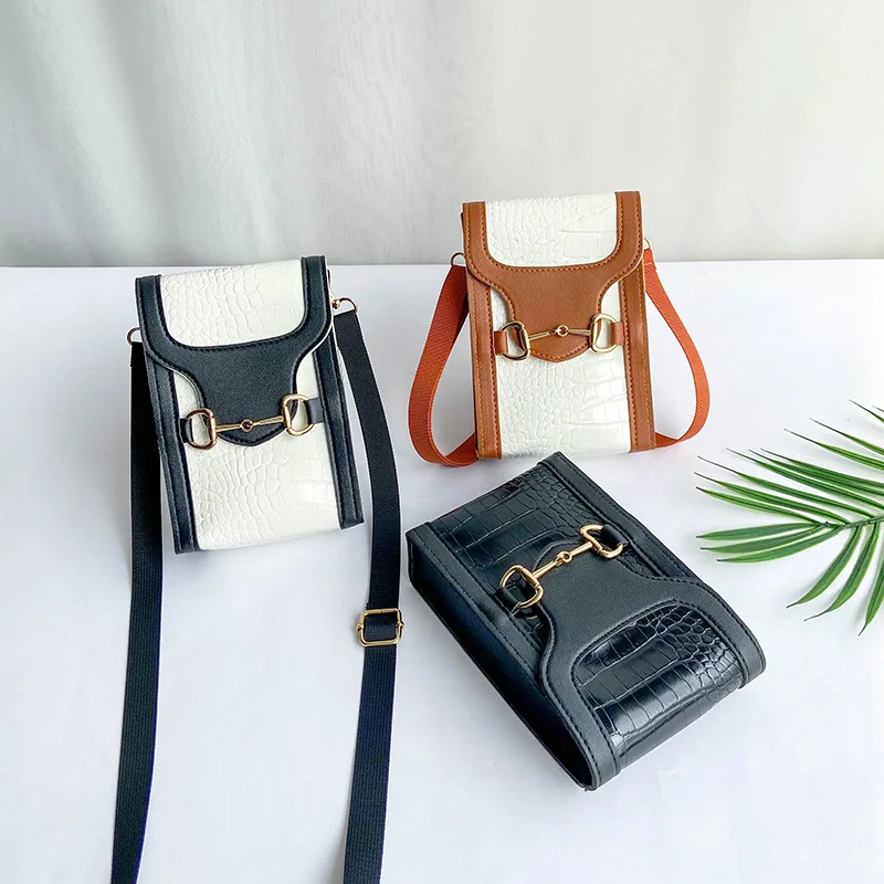 

Women 2022 Fashion Small Personality Stitching Small Square Bag Cross-border Foreign Trade Wholesale Mobile Phone Lock Handbag