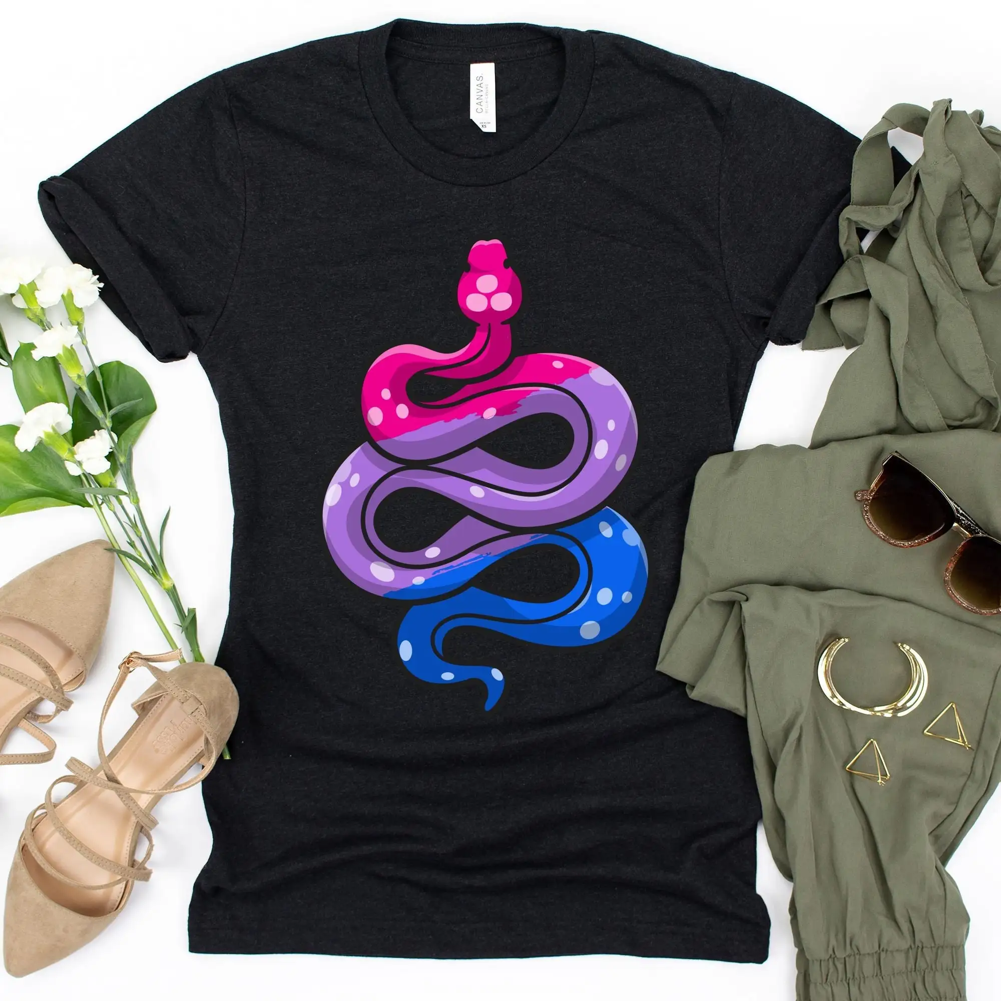 Футболка со змеей и бисексуальным флагом Bi Pride для любителей рептилий на свадьбу
