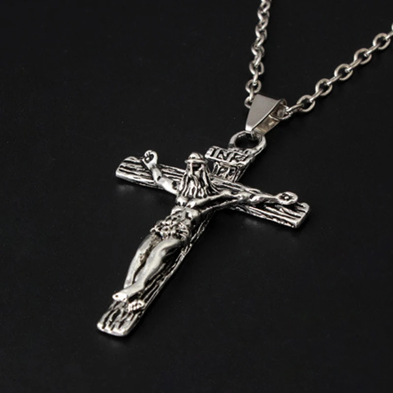 

Men Chain Christian Necklace Vintage Cross INRI Crucifix Jesus Pendant Necklace for Men Party Anniversary Gift Jewelry Collares
