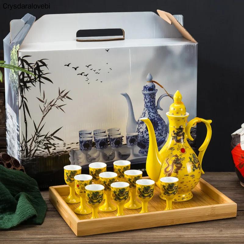 

Retro Chinese Style Wedding Celebration Wine Set Creative Ceramic Gift cupped Wine Bar Hotel Coffee Liquor Flagon