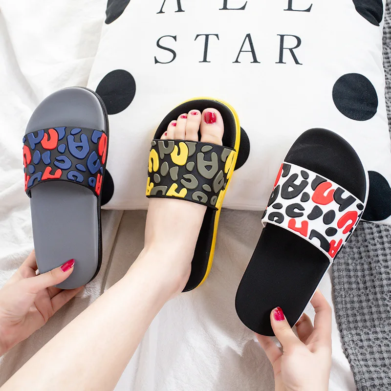 

Шлепанцы женские летние на толстой подошве, сланцы для пляжа и отдыха, Эва, удобные нескользящие тапочки с граффити