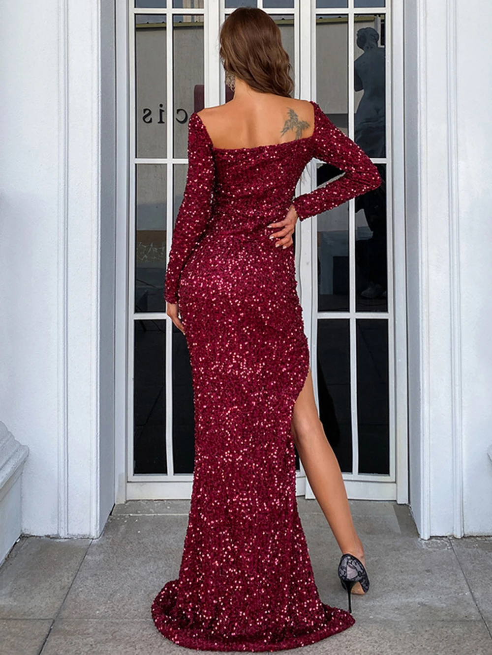 Sparkly shiny sequin long evening gown Side slit sexy pleated maxi party night dress Long sleeve burgundy reception dress 2022