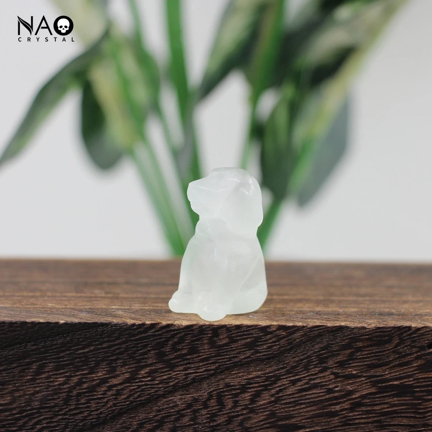 

Статуэтка лабрадора из камня