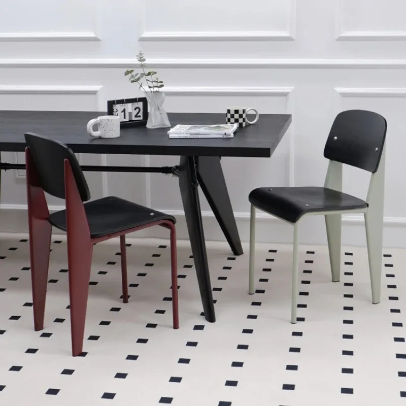 Обеденные стулья в скандинавском стиле со спинкой домашний простой стул