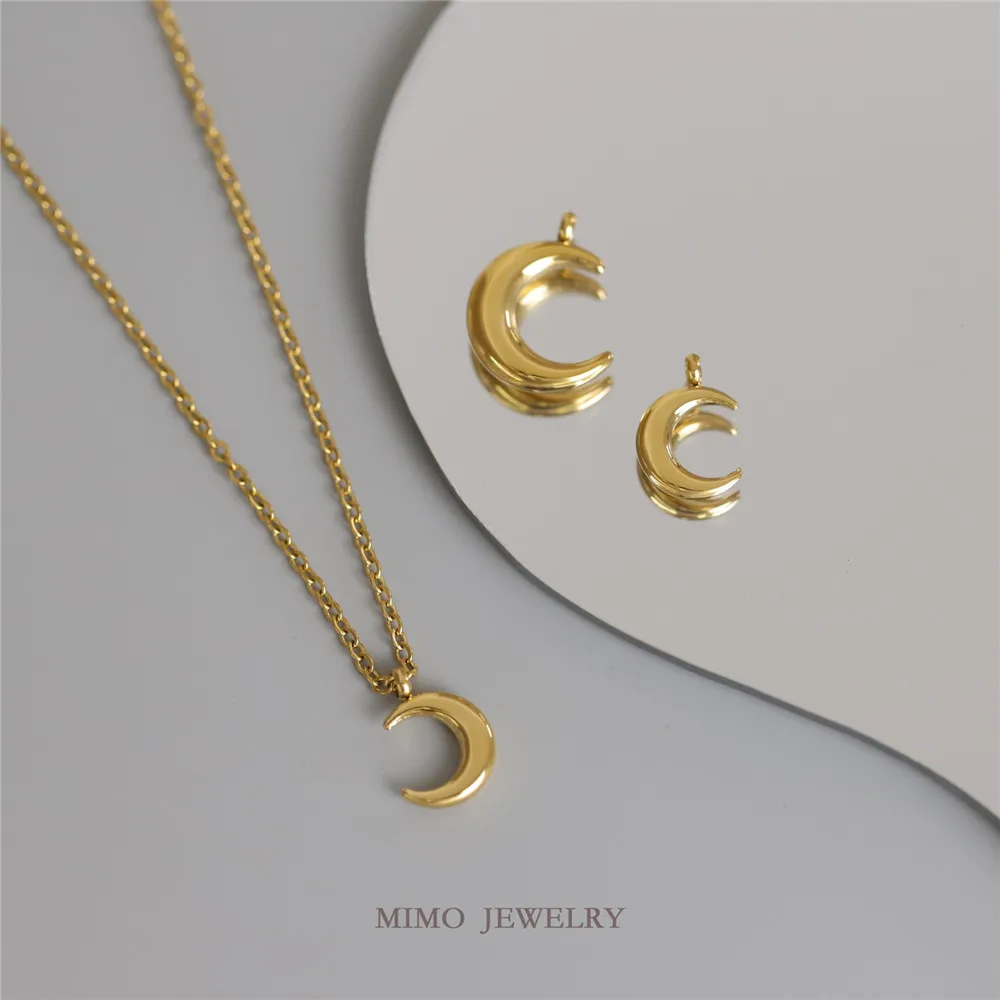 

Color titanium steel gold plated simple sleek size crescent pendant necklace DIY accessories