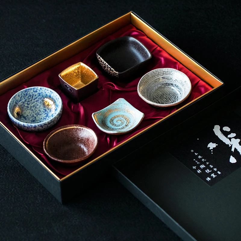 

Arita-yaki pottery kiln gold and silver color multi-flavored tea and refreshments small plates and wine glasses 6 in a gift set