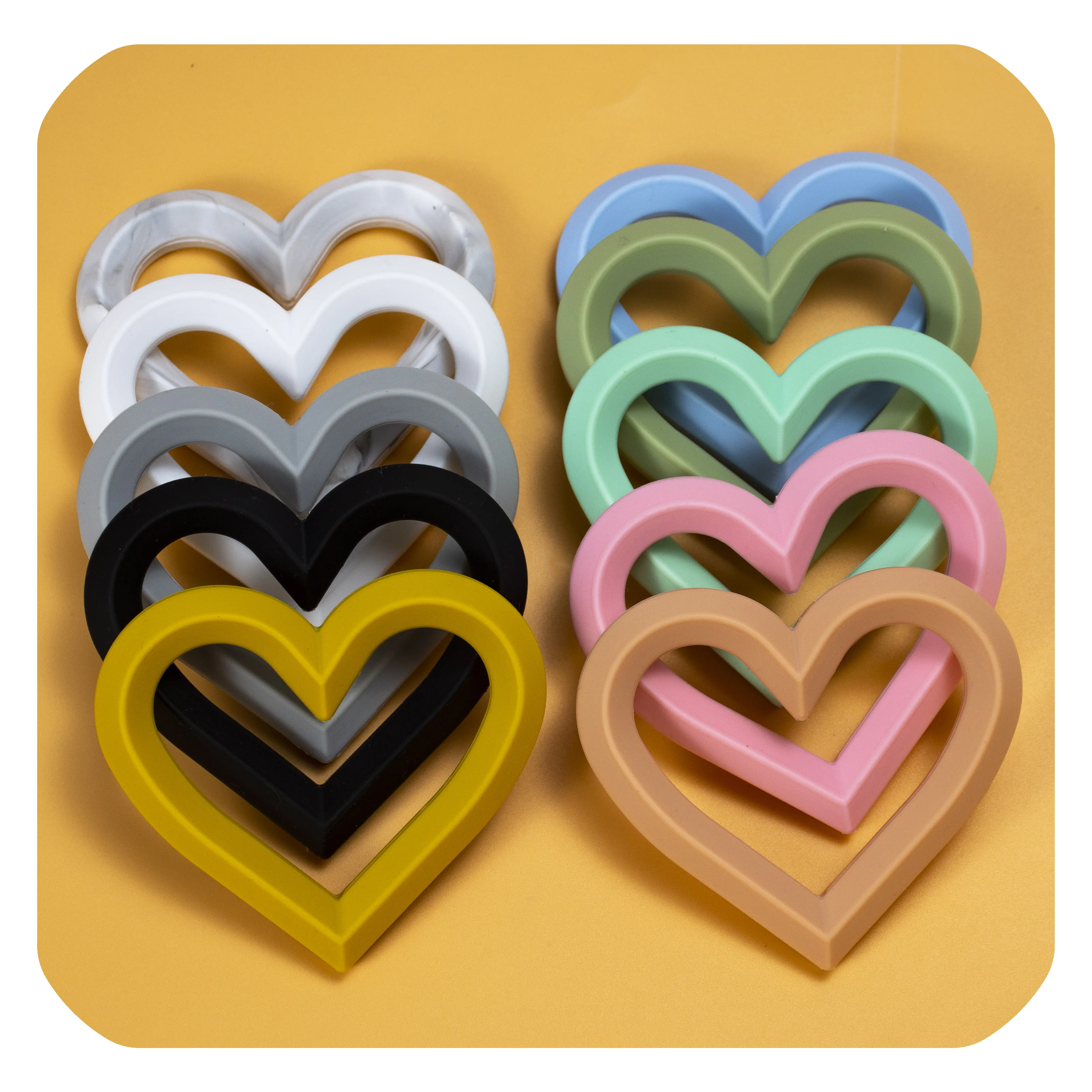 

10 PCS Hollow Baby Heart Soft Silicone Teether Heart Shape Molar Pain Relief Tool Kids Teether Baby Toy Food Grade Pacifier