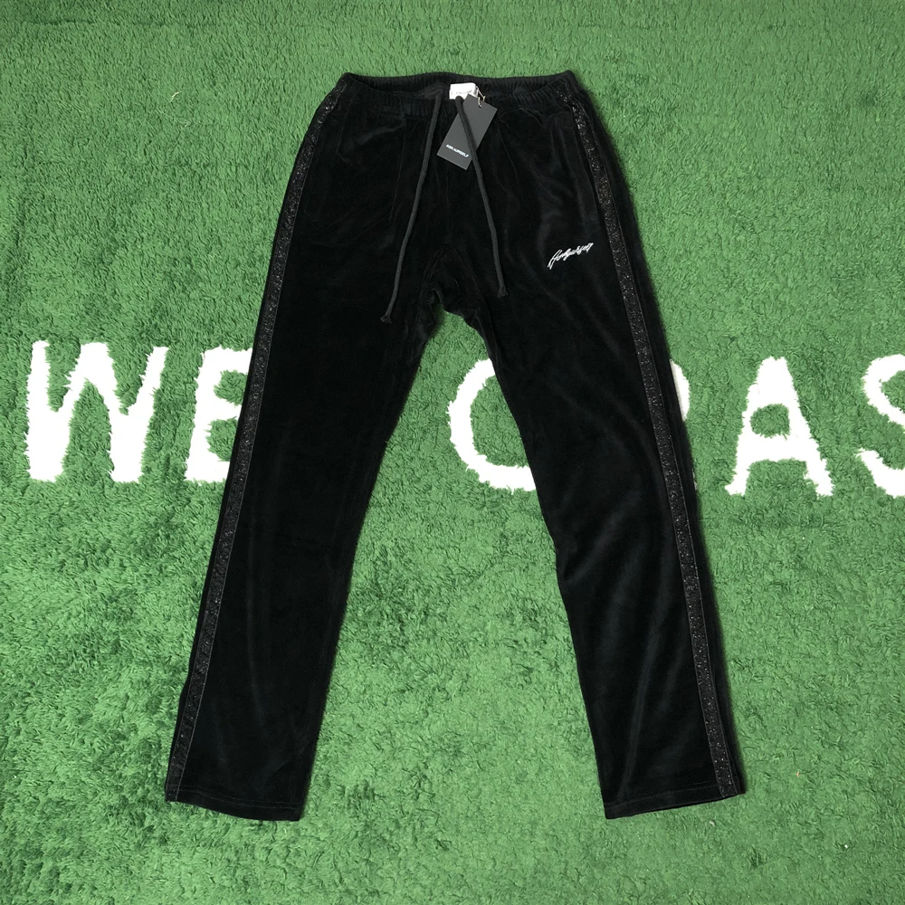 Рисунок 5 - Модная брендовая уличная одежда