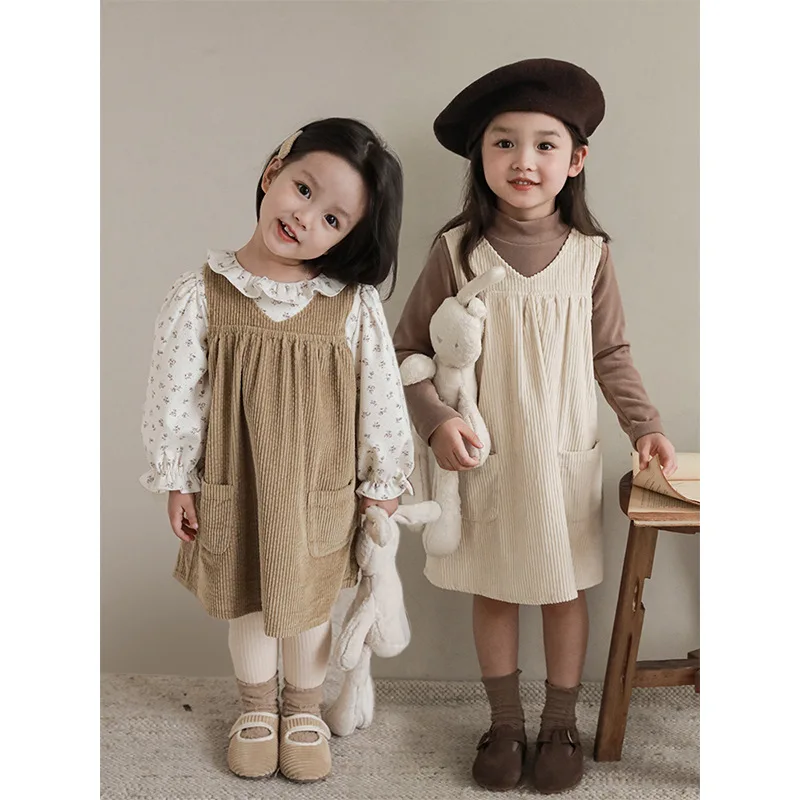 

Girls Sleeveless V-Neck Corduroy Dress 2023 Autumn New Cotton Casual Loose Children's Dresses With Front Two Pockets