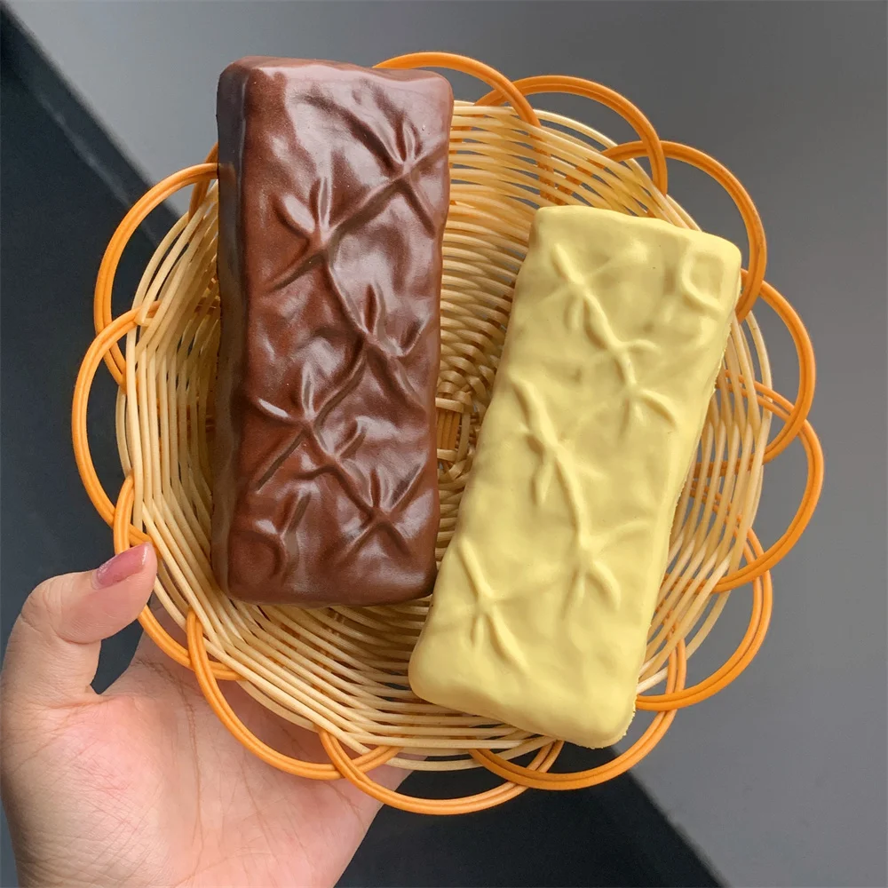 Большая модель сникерсов искусственная пластиковая мягкая еда классический