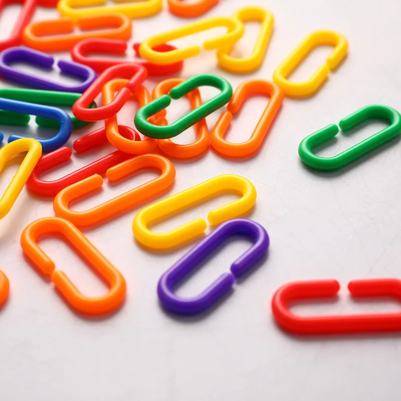 

50Pcs/lot Plastic Parrot Toys C-clips Hooks Chain C-links Sugar Glider Rat Parrot Bird Toy Parts Parakeet Bird Accessories