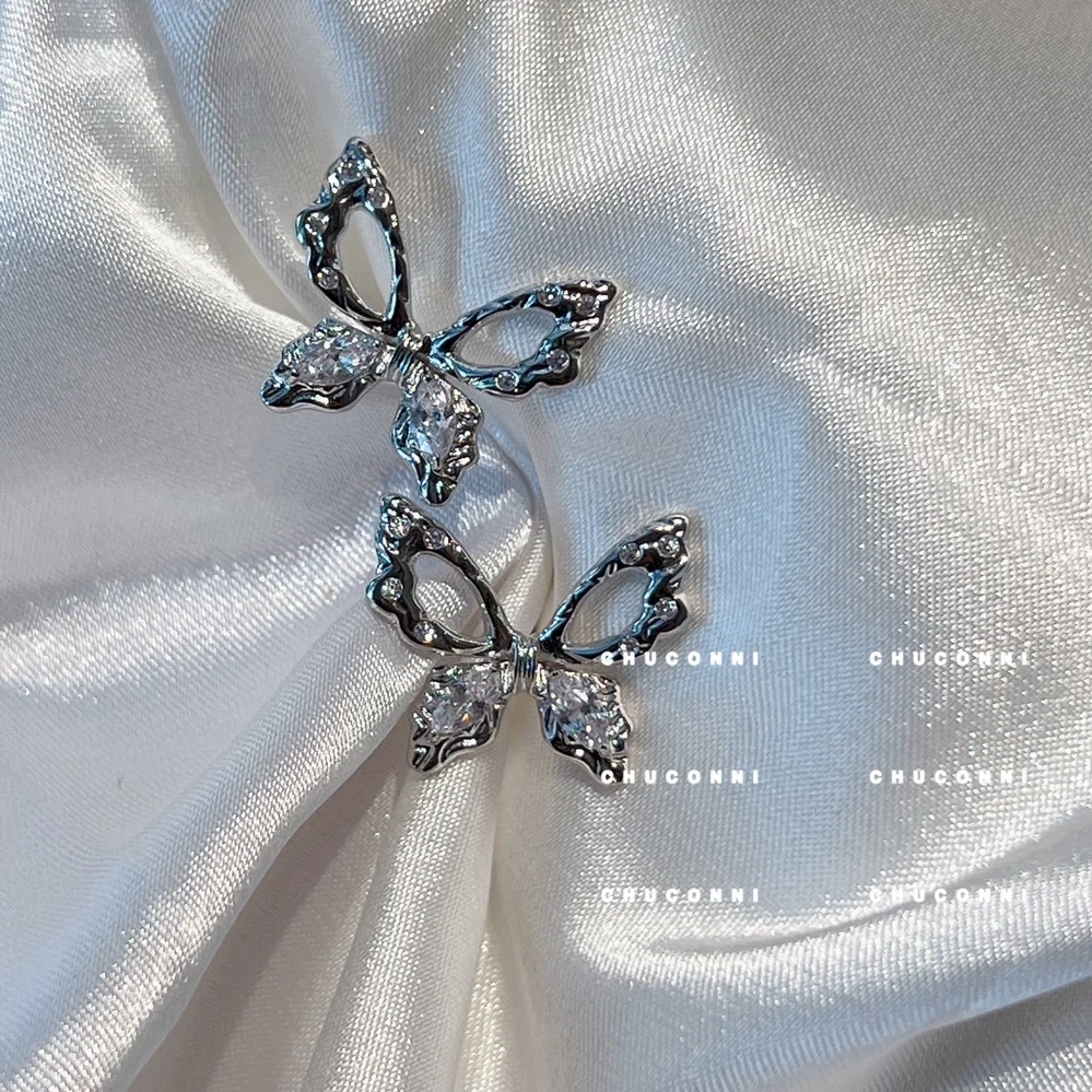

Korean Hollow Butterfly Ear Stud for Women S925 Inlaid Zircon All-match Trend Girl Party Wedding Earring Jewelry Friendship Gift