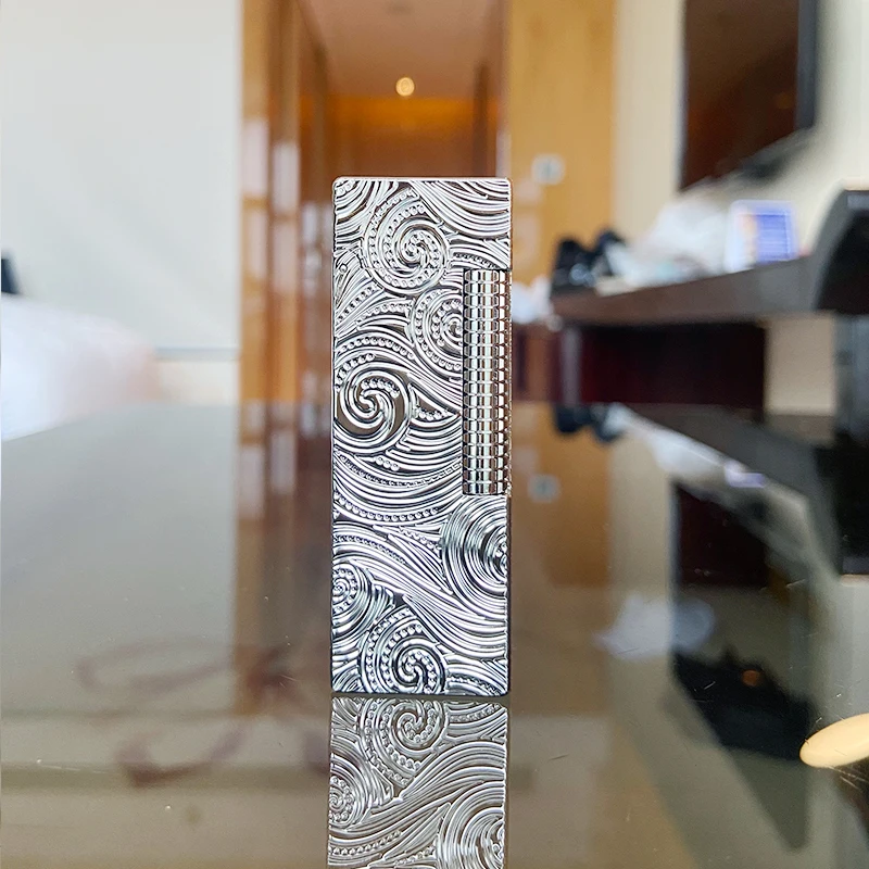 

New Memorial Metal Drawing Vertical Stripes Luxury Tobacco Lighters Ping Sound Natural Lacquer Cigarette Smoking Butane Lighters