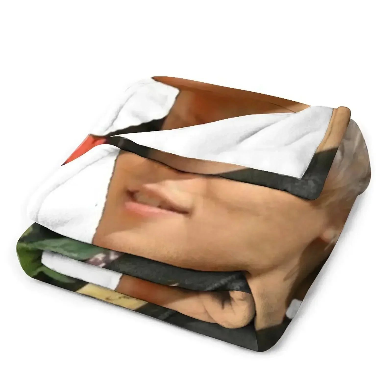 Ким Вусонг милое лицо Sammy The Rose группа kpop пледы роскошный бренд модные диваны