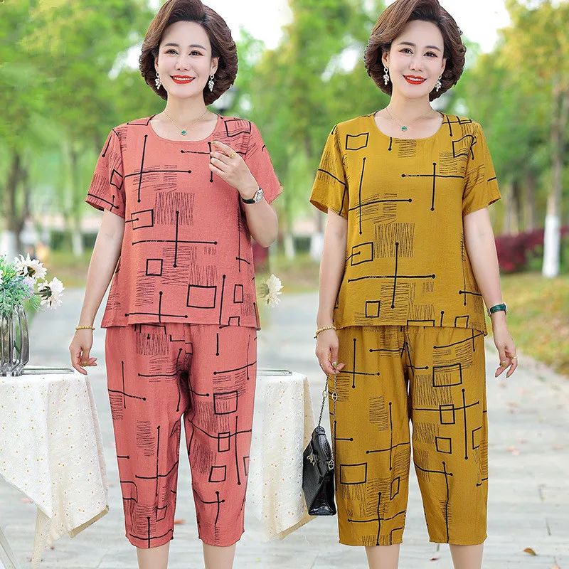 

New2023 Grandma Summer Suit Fashion Middle-aged Elderly Mother Short-sleeve T-shirt Cropped Pant Set 2 Pieces Womens Outfits