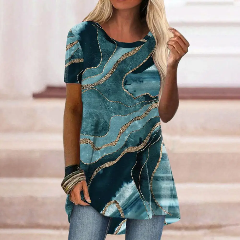 

Женская летняя футболка с круглым вырезом и принтом мрамора