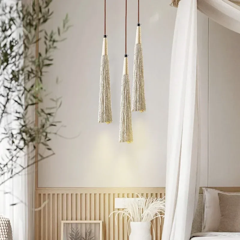 Прикроватная тумбочка для спальни в японском стиле маленькая люстра ретро