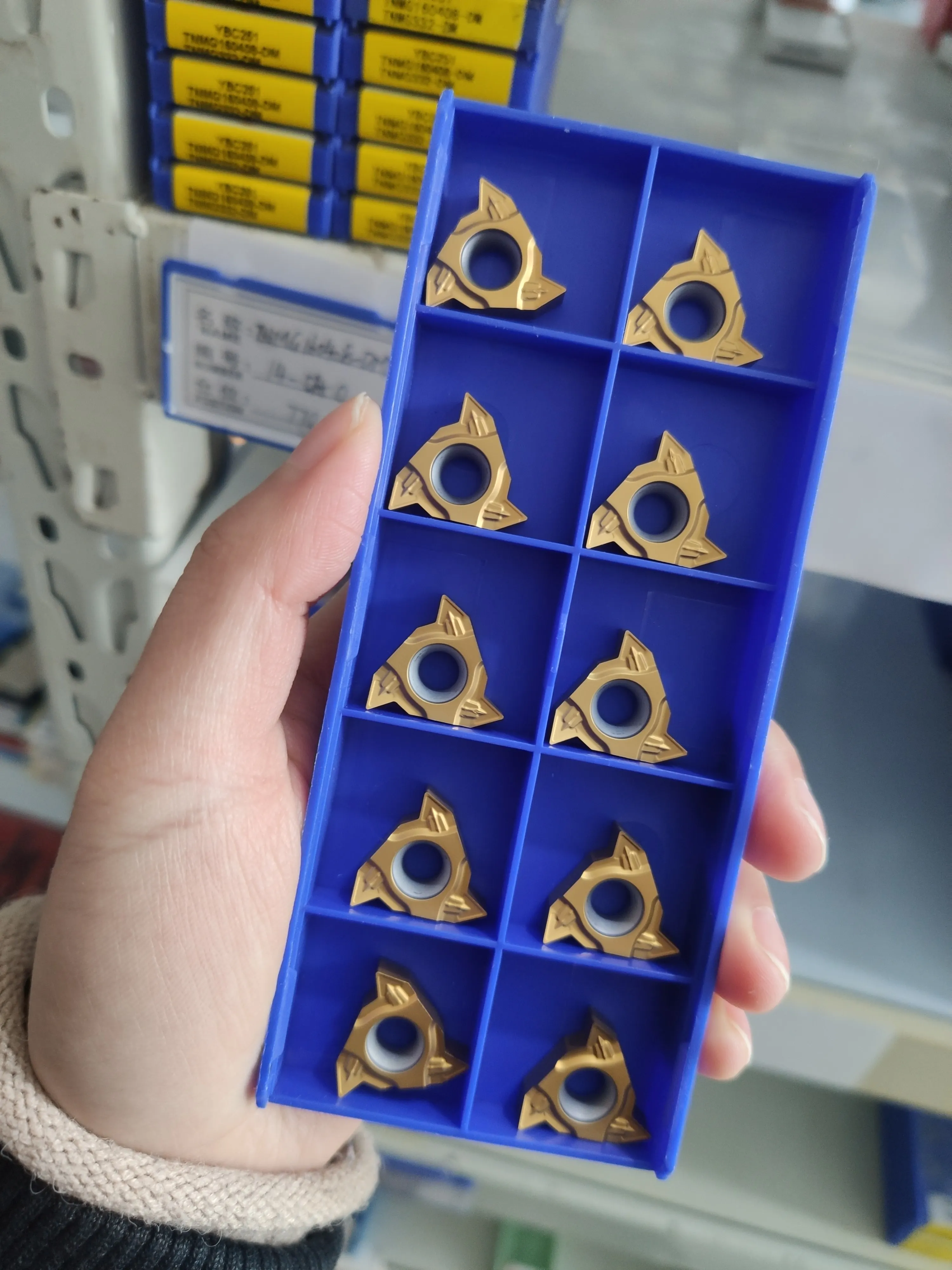 

LT22.01W-N60P YBG201, твердосплавные пластины для резьбы с ЧПУ для стали, нержавеющая сталь