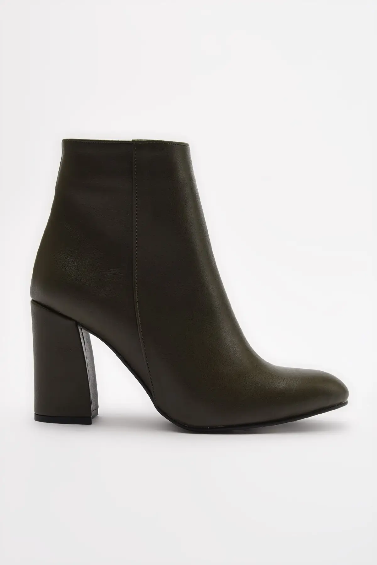 

Trendyol Women Boots & Bootie TAKAW22BO0011