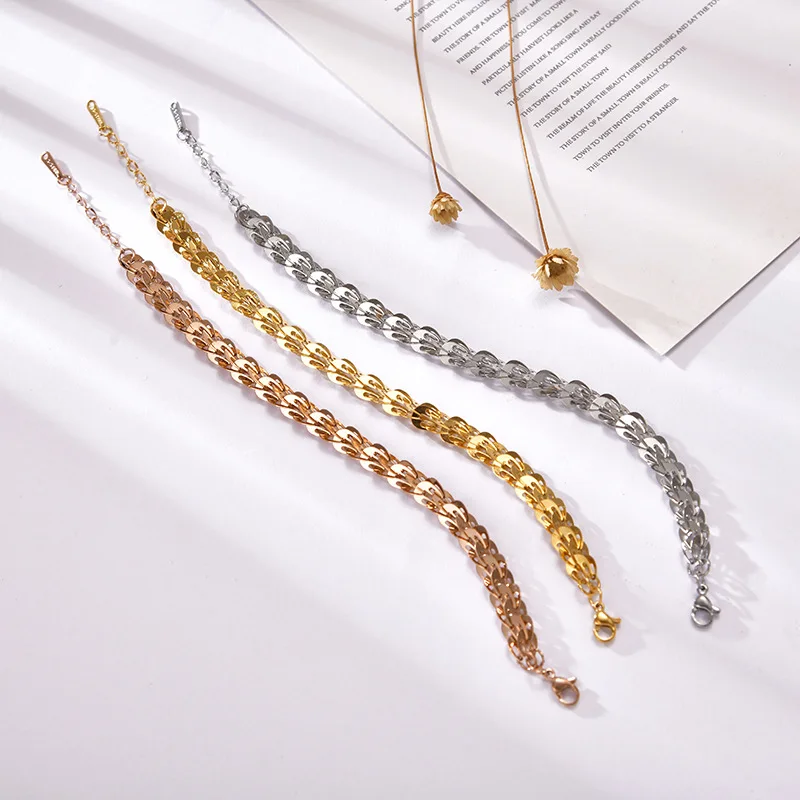 

Designer Rose Gold Titanium Steel Openwork Bracelet Ladies Fashion Jewelry Gift for Girlfriend Surgical Steel Women's Bracelets
