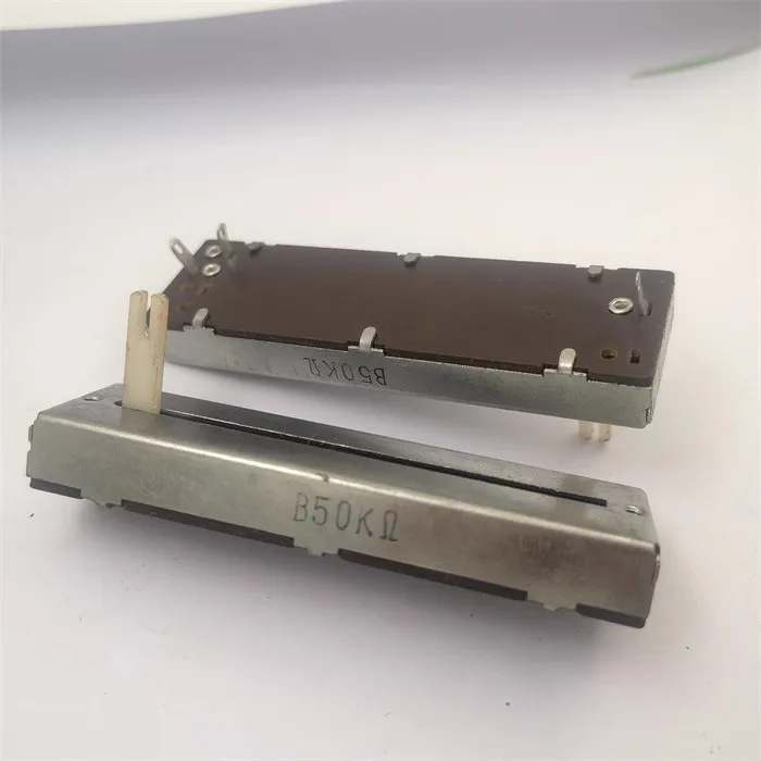 Линейный ползунковый потенциометр 80 мм B50K с пластиковой ручкой 16 * 5