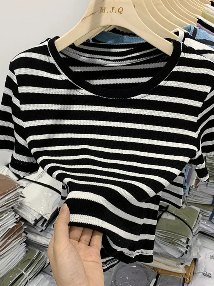 

Classic Stripe Short Sleeve T-shirt Women Summer New Skinny Design Basic Tshirt Round Neck Chic Short Top Soft Femme Tees