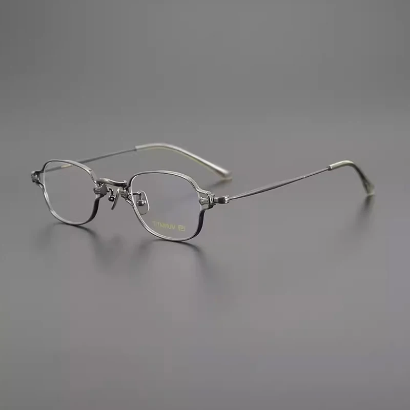 Очки в титановой оправе для мужчин и женщин винтажные небольшие квадратные