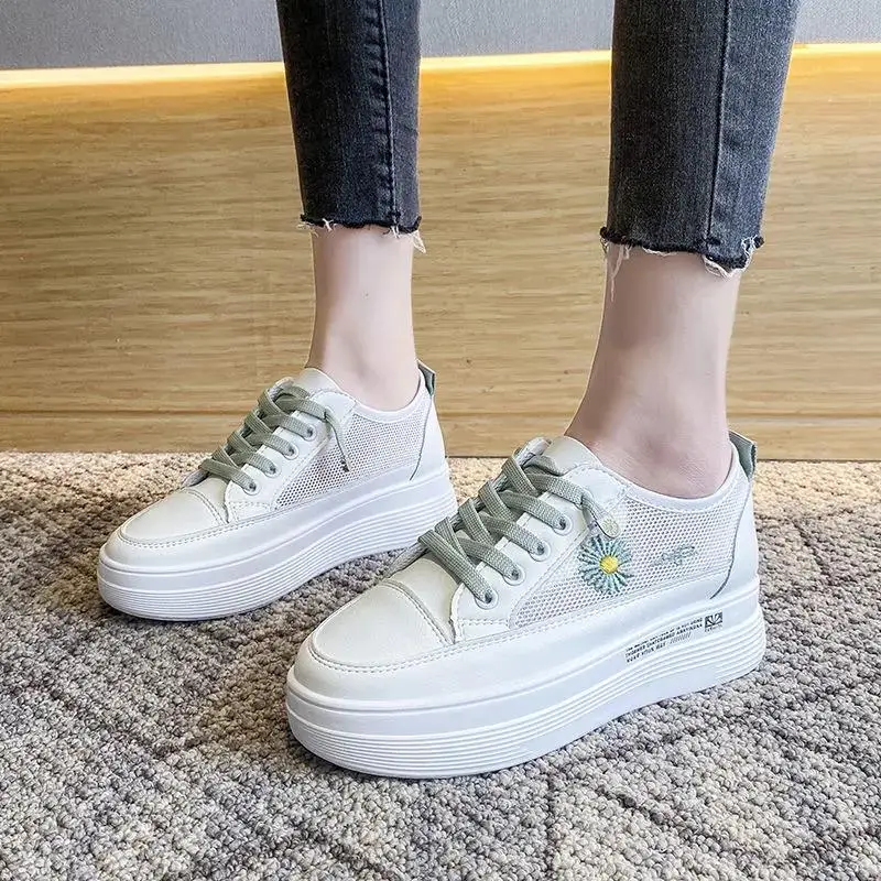 2023 spring new board shoes breathable mesh women's shoes casual shoes