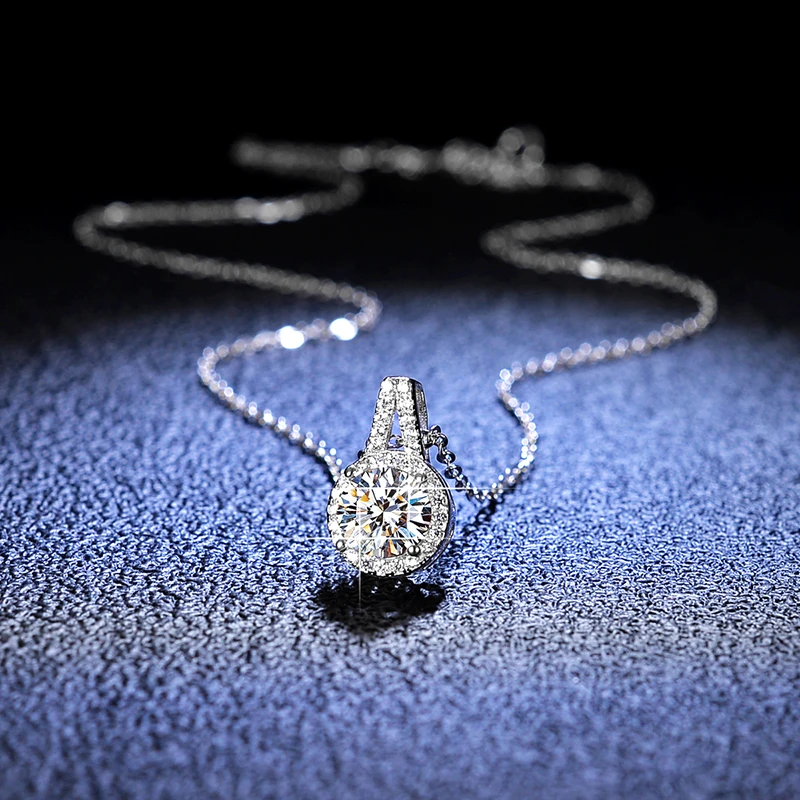 

Necklace For Women VVS D Color Moissanite Classic Simply 925 Silver Round Cut Anniversary Party Of Gift Pendent Valentine Day
