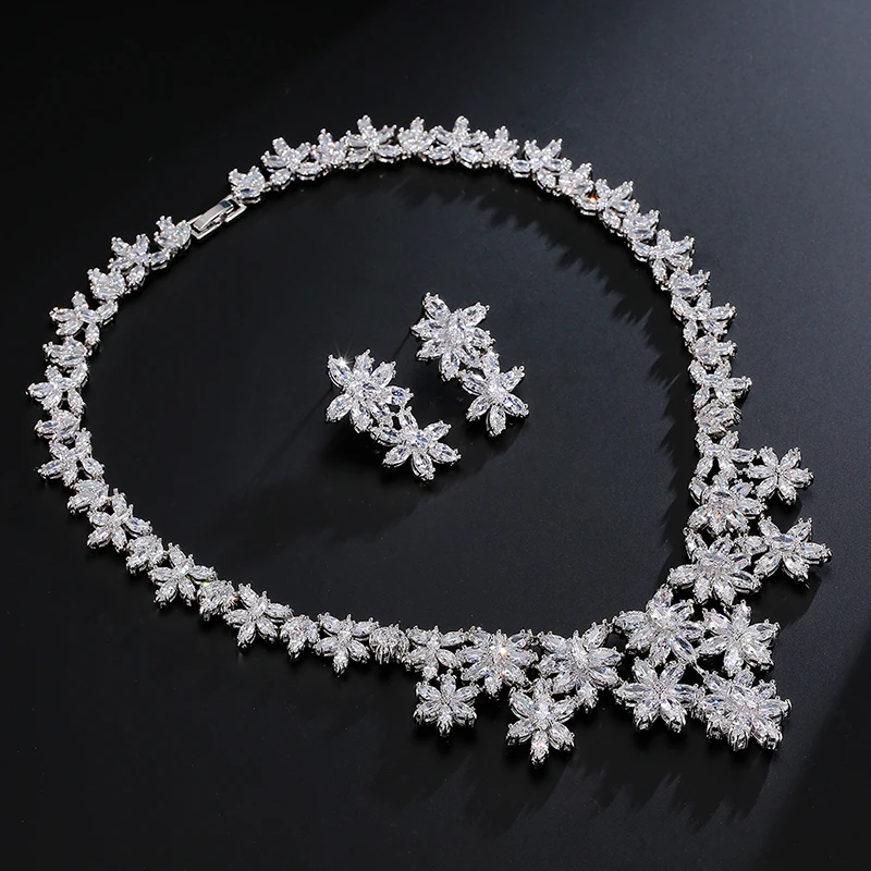 

RAKOL Classic Cubic Zirconia Earrings Necklace For Women 2022 Trendy Snowflake Design Jewelry Sets Bridal Dress Accessories