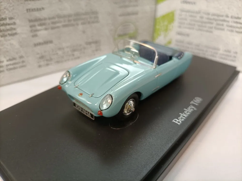 

Autocult 1 43 Berkeley T60 Resin Simulation 3 Wheel Mini Classic Sports Car Model