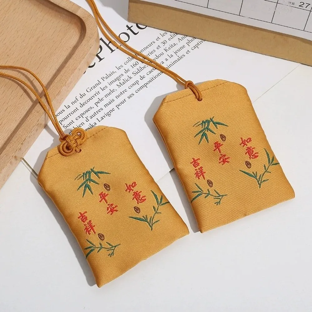 

Японский счастливый шарм Lucky Charm