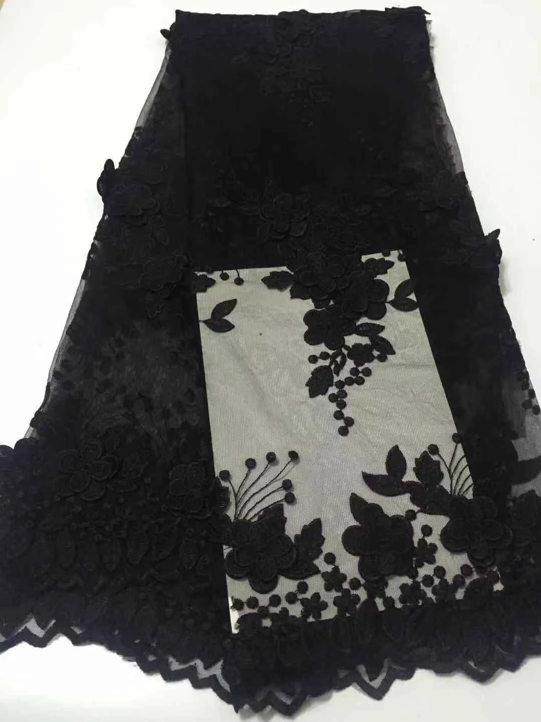 

Latest African Lace Fabric New Design Tulle French Lace Fabric Embroidered Women Lace Material With Stones CD40