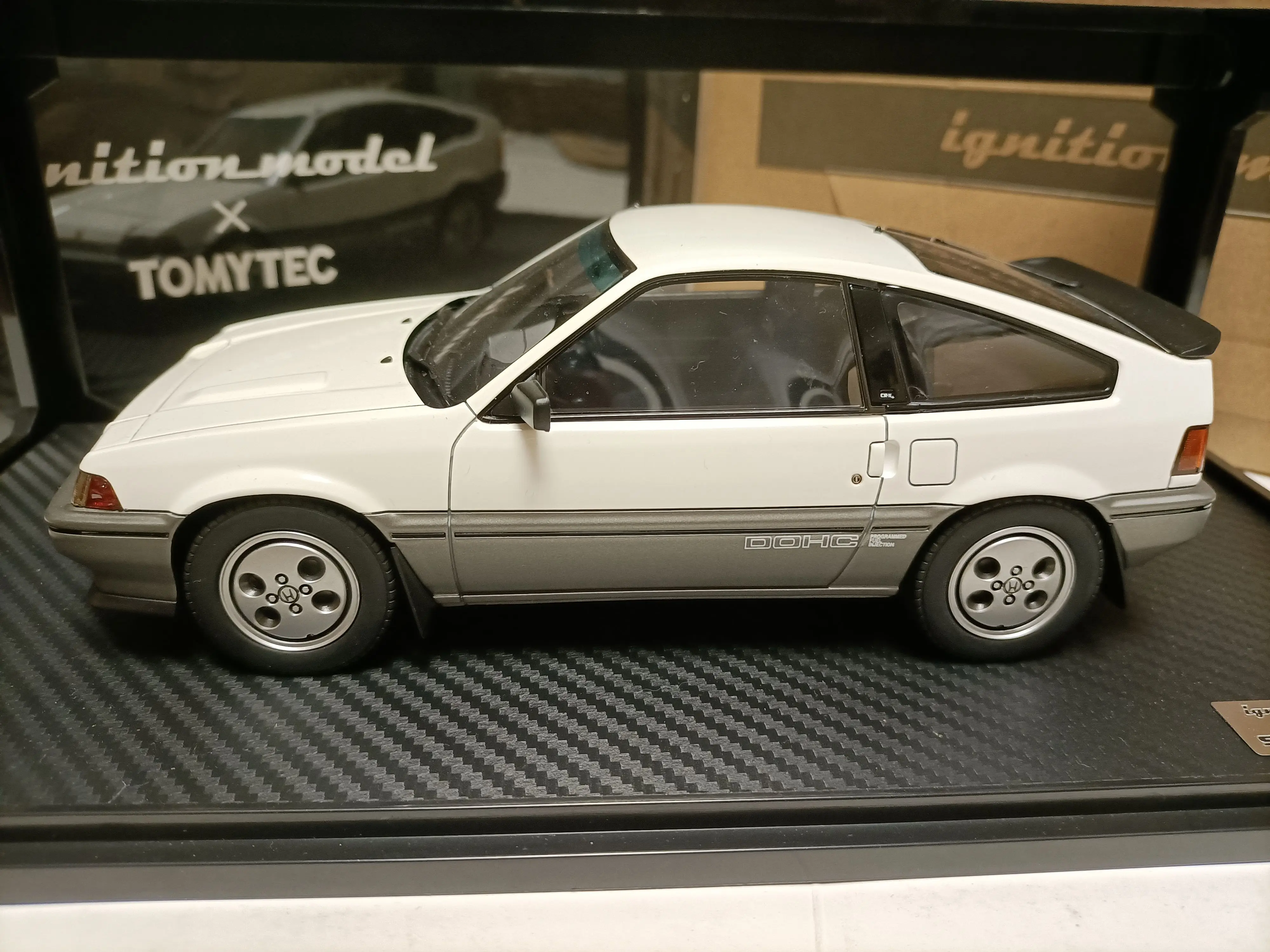 Фото IG 1:18 Sports CR-X Si DOHC Белый JDM Моделирование Ограниченная серия Смола Металл Статическая Модель Автомобиля Игрушка в Подарок №2