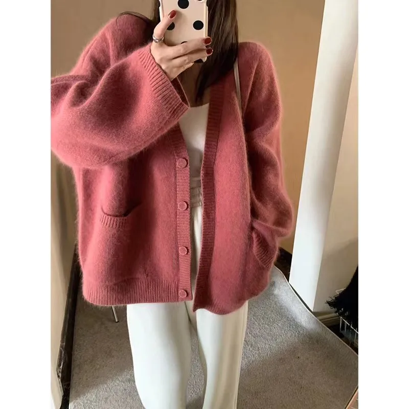

Spring New V-neck Knitted Cardigan Women Outside Lazy Wind Hong Kong Flavor Loose Casual Gentle Soft Sweater Jacket
