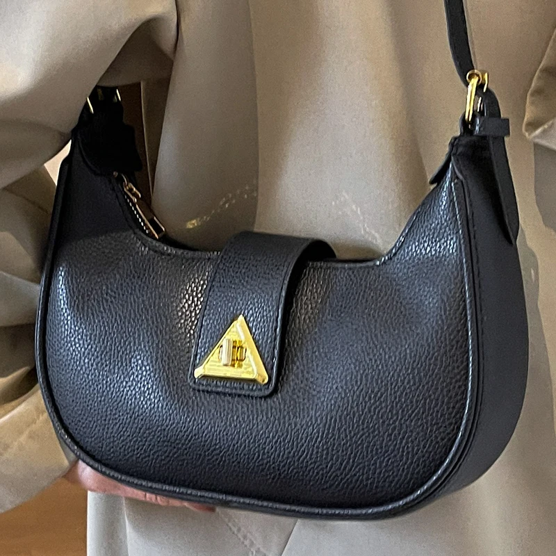 

Women's Black Underarm Shoulder Bag Quality Pu Leather Female Small Half Moon Aesthetic Crossbody Bags Metal Hasp Ladies Handbag