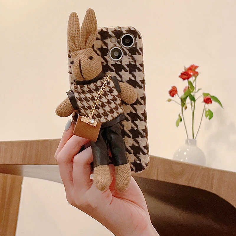 Коричневый плюшевый чехол для телефона с игрушечным кроликом IPhone 16 15 14 13 12 11 Pro Max