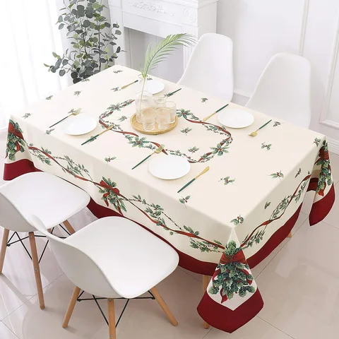 Рождественская скатерть Холли из полиэстера