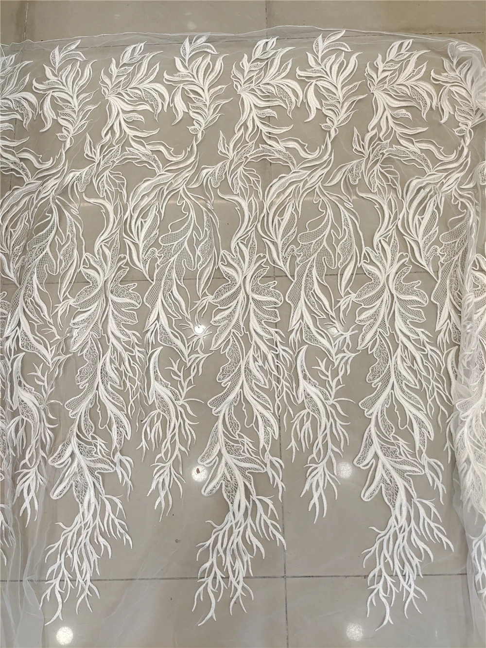 Новый цветок с вышивкой, 1 ярд, тюль, сетчатая ткань, женское платье, Африканское кружево, тканевые аксессуары для шитья