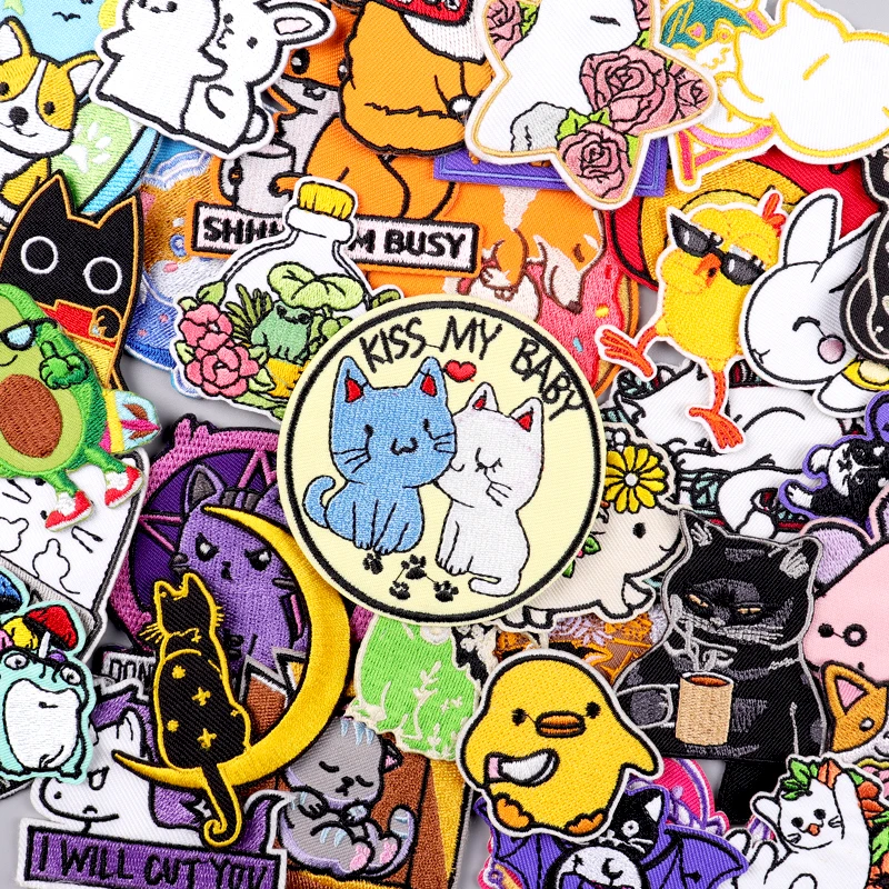 

Cute Animal Embroidery Patch Iron On Patches For Clothing Cartoon Cat/Dog Embroidered Patches For Clothes Stickers Applique Sew