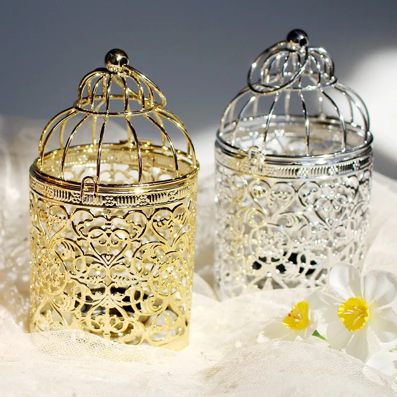 

Hollow iron Candle Holder candlestick lantern Geometric Shapes centro de mesa gold Black Coffee Table Birdcage shape Candlestick