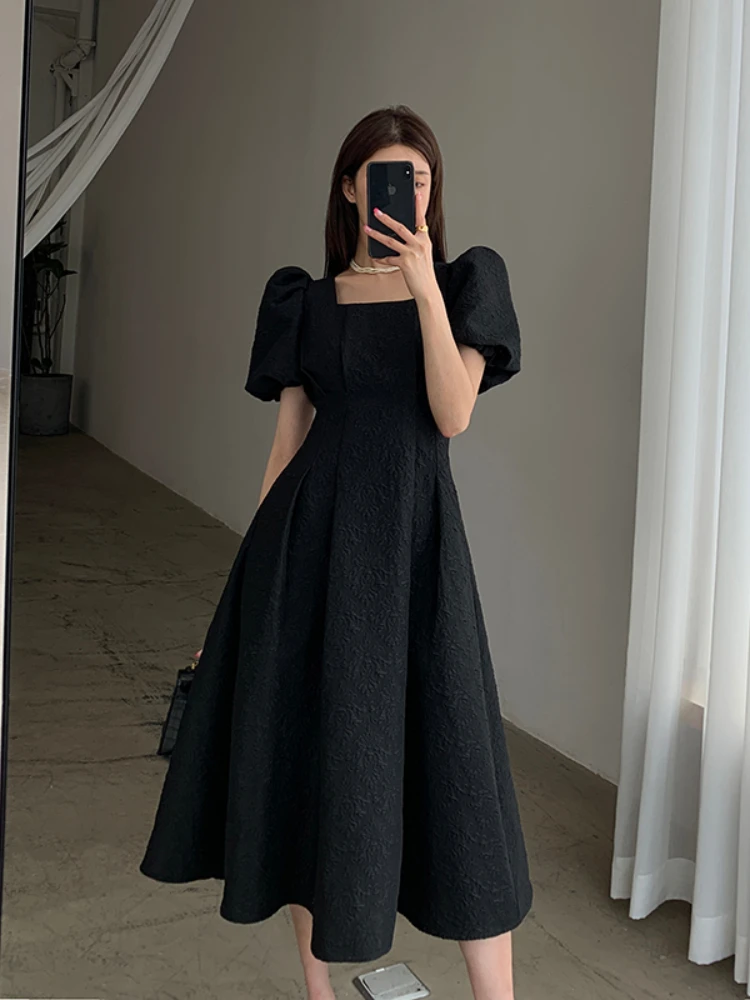 

2022 Summer New Square Collar French Hepburn Jacquard Black Dress Black Retro High Waist Puff Sleeve Dress Women A-LINE Mid-Calf