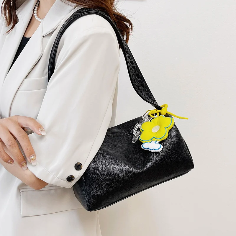 

2022 новая дизайнерская роскошная сумка, трендовая женская Европейская оптовая продажа женских сумок и американская маленькая кросс-боди су...